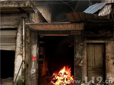 �綯��������յ�¶���Ǽ�